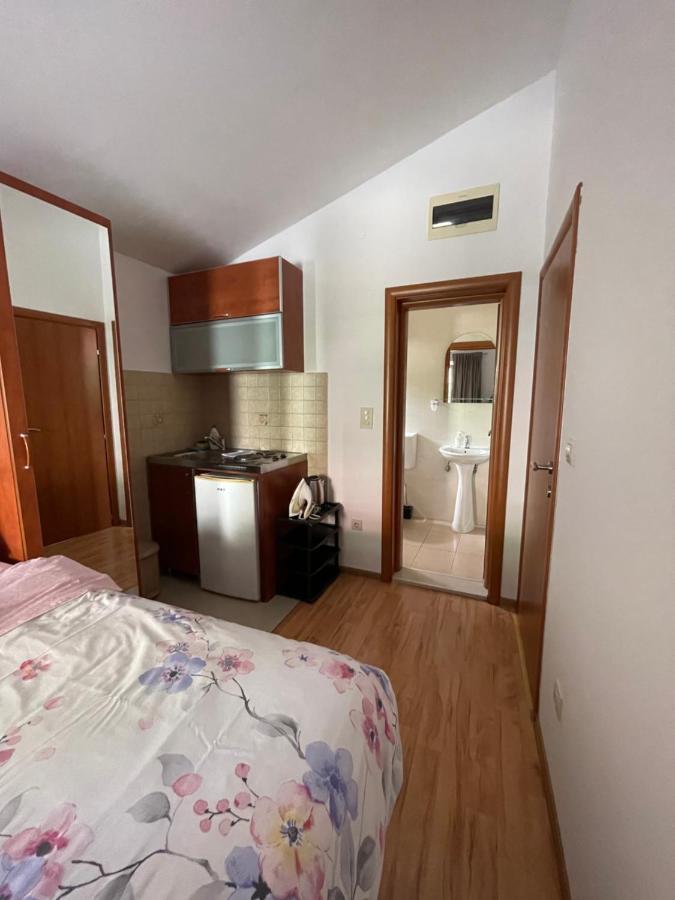 Apartments Manojlovic Budva Exterior photo