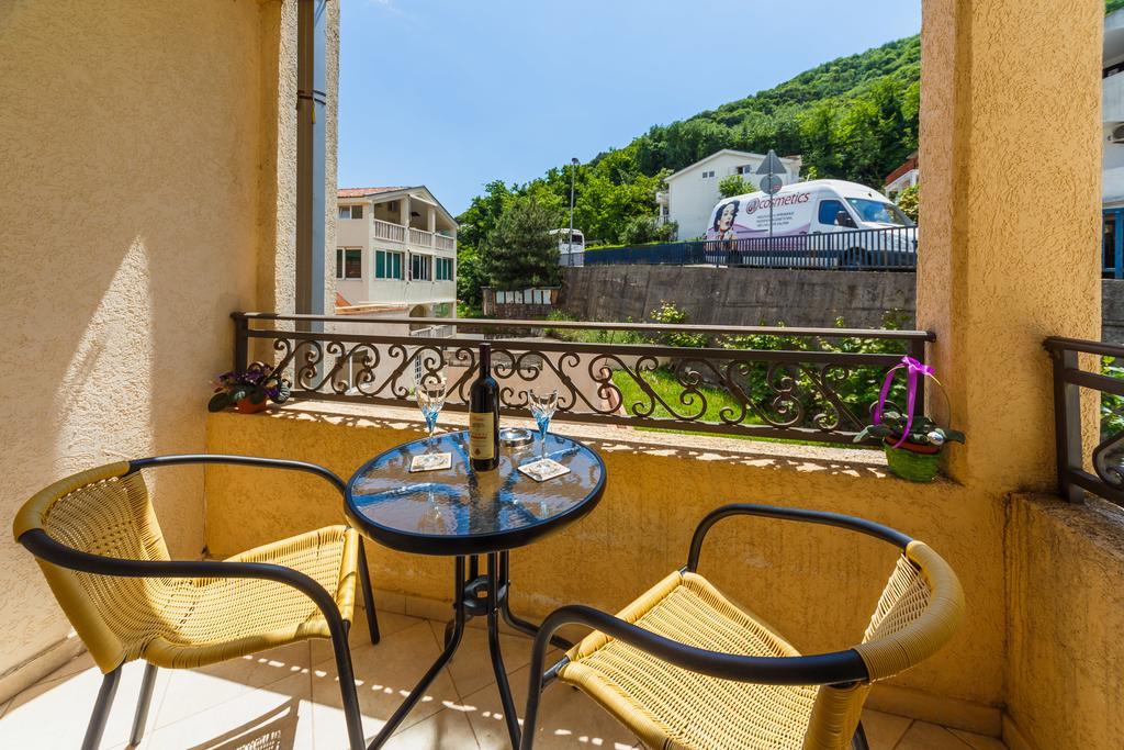 Apartments Manojlovic Budva Exterior photo
